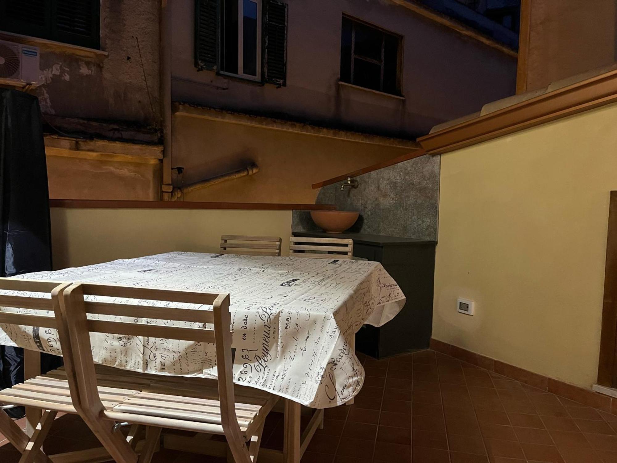 Maquedino Holiday Home & Terrace - Cozy Central Loft Palermo Luaran gambar
