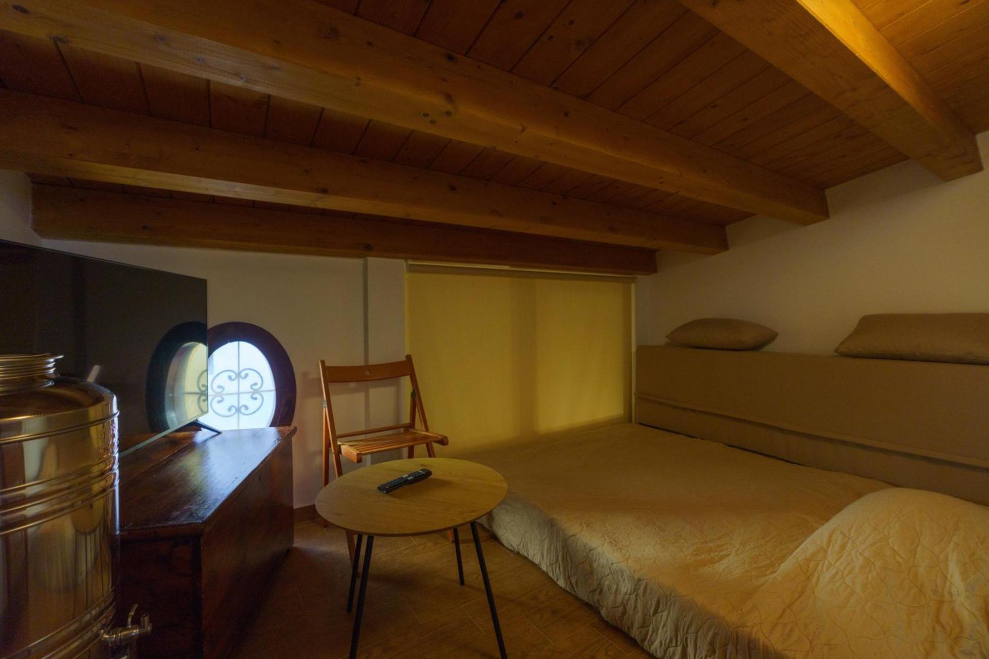Maquedino Holiday Home & Terrace - Cozy Central Loft Palermo Luaran gambar