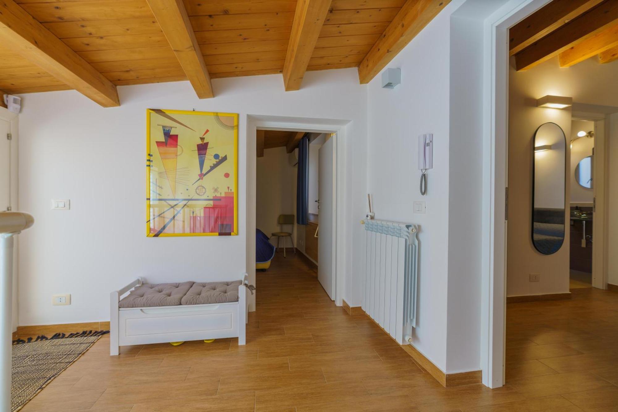 Maquedino Holiday Home & Terrace - Cozy Central Loft Palermo Luaran gambar